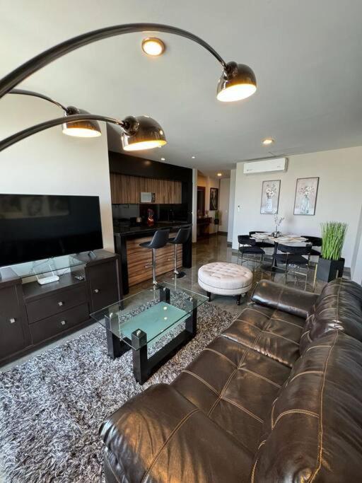 Apartment Lujoso Departamento En *